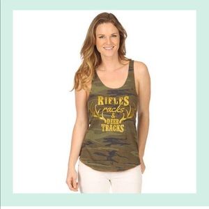 NWT rifles, racks and deer tracks camo tank